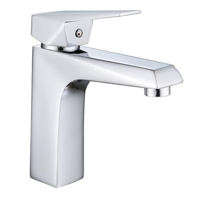 China Modern Square Chrome Plated Bathroom Faucet MIXER Brass SINGLE HANDLE Hot And Cold Water Basin Toilet Basin Faucet for sale