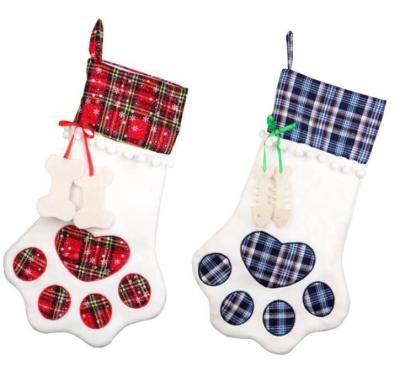 China Christmas Decorations Gift Bag Dog Paw Plaid Bone Child Safe Socks for sale