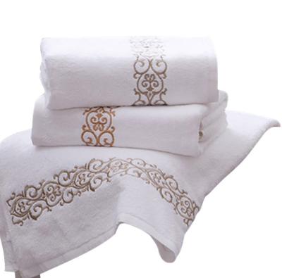 China The other manufacturer directly sells the European star hotel bath towel embroidered bath towel for sale