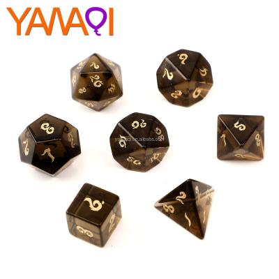 China 7pcs dies set Factory Goods OEM Z02 Stock Polyhedral Stone Natural SmokyQuartz RPG dnd 7 PCS Dies Set for sale