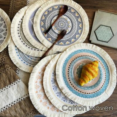 China Cotton Sustainable Round Luxury Dining Set Nordic Hotel Kitchen Table Mats Placement Rugs Bohemian Woven Linen Decor With Tassel for sale