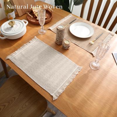 Κίνα Sustainable Woven Jute Dining Tea Mat Hotel Table Placement Mat Set Luxury Bohemian Nordic Kitchen Decor With Tassel προς πώληση