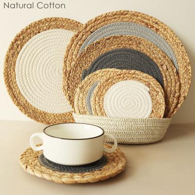 中国 Sustainable Decoration Grass Cotton Woven Dining Heat Resistant Nordic Table Mats And Coasters For Hotel Party Home Kitchen 販売のため