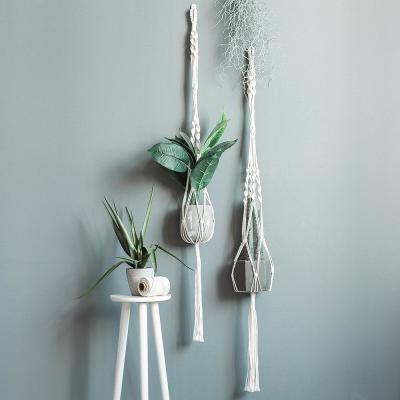 China Minimalist Handwoven Luxury Bohemian Decor Bohemian Cotton Indoor Garden Flower Pot Basket Macrame Plant Fresh Net Hanging Hangers en venta