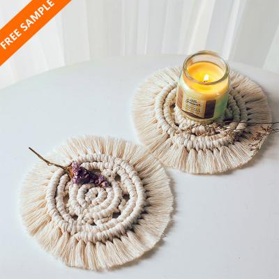 China Boho Sustainable Nordic Indian Christmas Table Decor Luxury Wedding Handmade Cotton Knit Coffee Tea Drinks Candle Tassels Macrame Coaster à venda