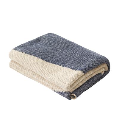 中国 Anti-Static Nordic Cool Gradient Stripe Luxury Boho Style Throw Blanket Knit Fleece Warm Soft 100% Cotton Knitted Throw Blanket 販売のため