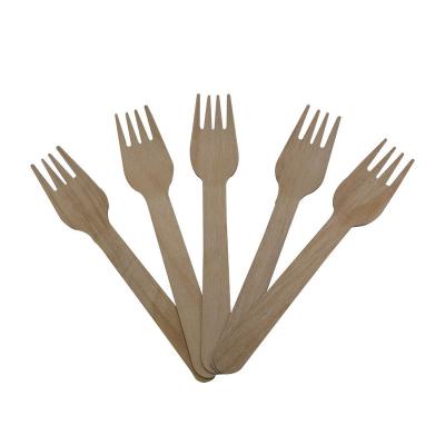 China Hot Selling Disposable Modern Biodegradable Cutlery Spoon Fork and Knife Wooden Tableware Set for sale