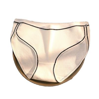 China Factory Factory Large Size Mid Waist Breathable Female One-Piece Underwear Briefs Laser Cut Seamless Woman's Underwear Lace Panties for sale