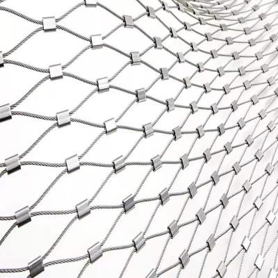 China High Temperature Corrosion Resistance Stainless Steel Wire Mesh 316 Wire Rope Mesh For Railing Bridge for sale