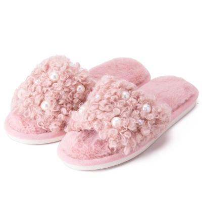 China Stylish Women Sandals Slippers Durable Indoor Outdoor Open Toe Slippers Pink Pearls Non Slip for sale