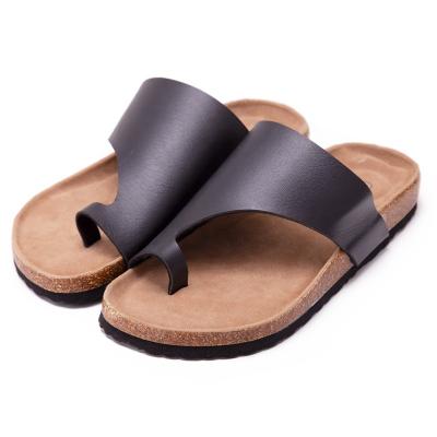 China Anti-Slippery Flat Leather Casual Sandals Relieve Correction Arch Support Slippers Ladies Cork Sandals Big Toe Platform Foot For Men Women for sale