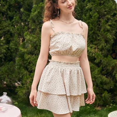 China Hot Selling Anti-pilling Floral Printing Crop Romantic Top And Mini Skirt 2023 2 Piece Skirt Set for sale