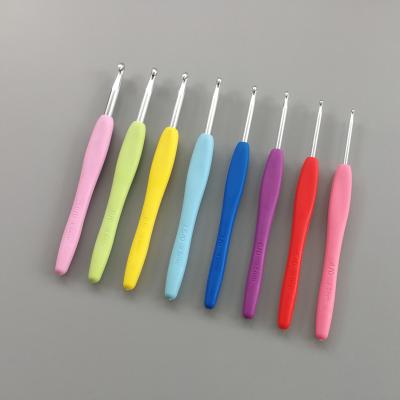 China Sewing Accessories Crochet Metal Plastic Crochet Hair Crochet Needle For Crochet Braids Extension for sale