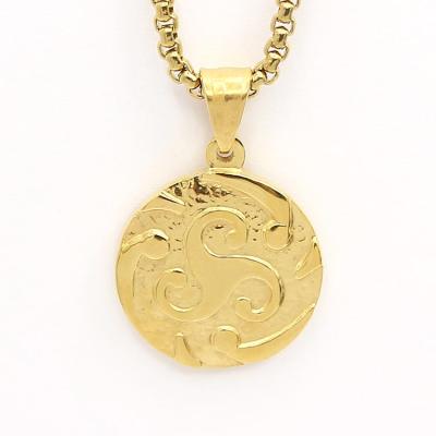 China FASHIONABLE High Quality Custom Chain Pendant 18K Gold Plated Triple Spiral Round Charm Pendant for sale