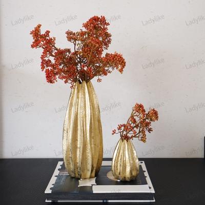 China Cheap Europe Table Decorative Vases For Hotels Modern Custom Gold Ceramic Flower Vases For Home Decor for sale