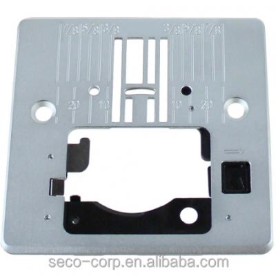 China 416472401 HOUSEHOLD SEWING MACHINE PARTS NEEDLE PLATE FOR SINGER for sale