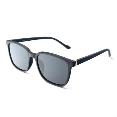 China Good quality hot sale fashion sunglasses black simple sunglasses for sale