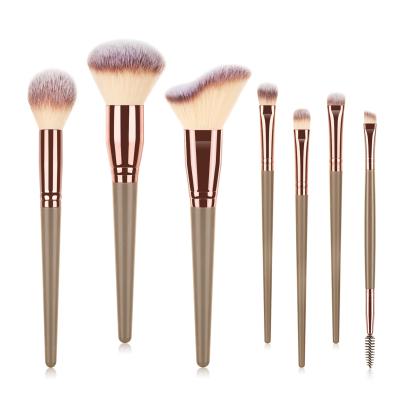 China Angular Blush Japanese Popular Widely Use Base 7pcs Blush Powder Makeup Set Professional Make Up Brushes for sale