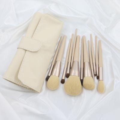 China 12Pcs Cosmetic Makeup Brush Set Eyeshadow Bristle Corn Animal Hair Brush Skin-friendly Brush Set for sale