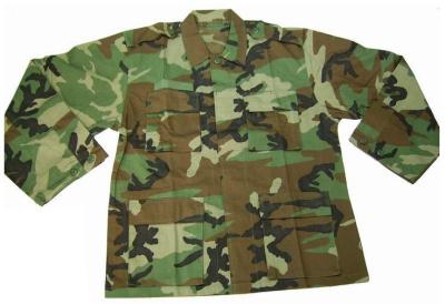 China Woodland Camouflage Loose Fit Cotton Nylon Blend Long Sleeve Button Closure Battle Dress Uniform for sale