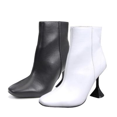 China Breathable ladies boot for sale