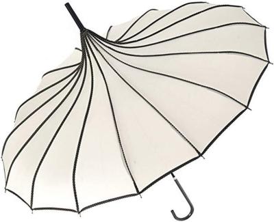 China Wedding Celebration Umbrella in Vintage Style with Long Hook Handle and Open Design for sale