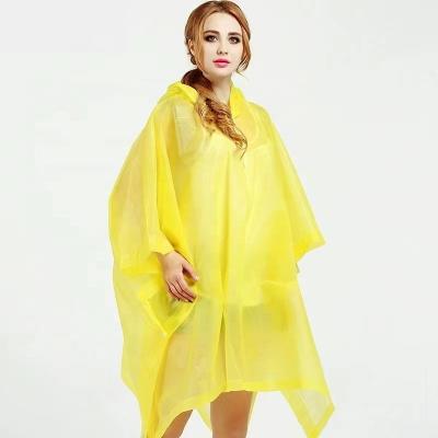 Cina Viaggi Camminata Armatura per la pioggia Giacca da pioggia gialla Adulto Conveniente Poncho Abbigliamento da pioggia per una sola persona in vendita