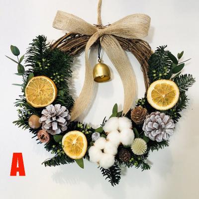 China Outdoor Christmas Bell Wreath Indoor Decoration Real Natural Plants Chirstmas Decor 8inch 20CM Christmas Decoration Supplies Garland for sale