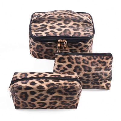 China Madame Promotional Rose Gold Woman Beauty Makeup Cosmetic Bags In 2021 for sale