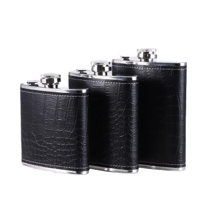 China OEM 6oz Metal Throwback Gifts Travel Set Hip Leather Flask With Shot Glass for sale