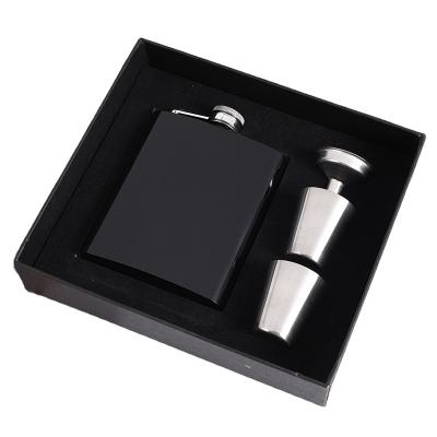 China 6oz Metal Stainless Steel Hip Flask Gift Set With 4 Stainless Steel Shot Glasses for sale