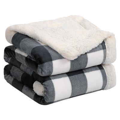 China Amazon Hot Sale Fuzzy Plush Sherpa Fleece Flannel Throw Blanket Fire Retardant Soft White Black Plaid for sale