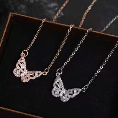 China 2021 New FASHIONABLE Diamond Butterfly Personality Crystal Butterfly Couples Necklace Shiny Necklace for sale