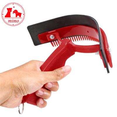 China Plastic Horse Sweated Horse Comb Tool Grooming Equipment Horse Care Cleaning Accessories for sale