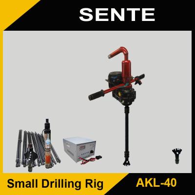 China 2018 new type handheld mini home use AKL-40 portable water well drilling rig for sale