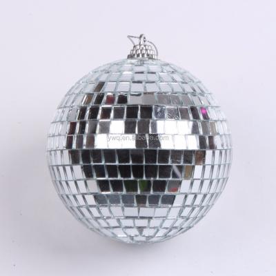 China Indoor and outdoor disco ball 15cm silver for sale