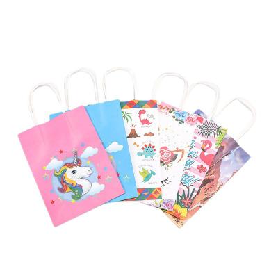 China Recyclable White Cartoon Offset Printing Lovely Gift Wrapping Paper Bag Holidays Simple Gift Bags for sale