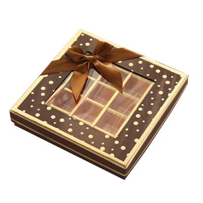 China Recyclable White Valentine's Day Chocolate Box Bow Festival Candy Gift Box for sale