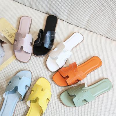 China New Fashion Chinese Sandals Fashion Trend Supplier Sandals Women's Flat Sandals for sale