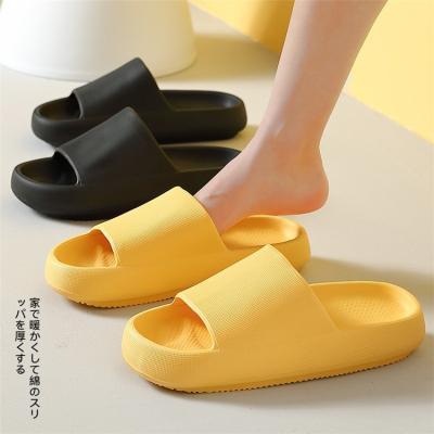 China CUSHIONING Manufacturer Wholesale Customizable Solid Color Rubber Comfortable Indoor And Outdoor Slippers For Men And Women for sale