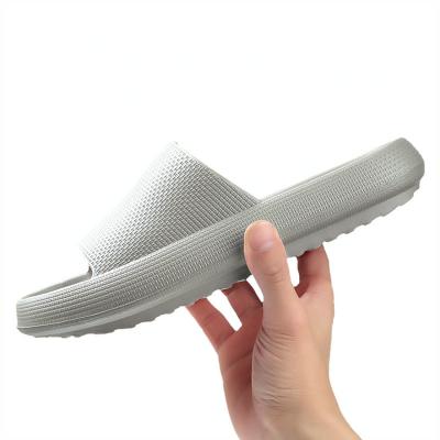 China CUSHIONING Manufacturer Wholesale Customizable Solid Color Rubber Comfortable Indoor And Outdoor Slippers For Men And Women for sale