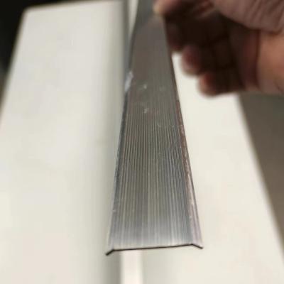 China Modern Factory wholesale Thickness 0.6m Waterproof layering  Waterproof coiled material closing strip Aluminum flashing for sale