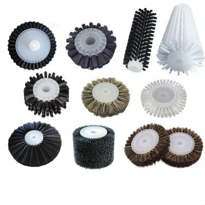 China Custom Industrial Conveyor Cylinder Nylon Roller Brush For Cleaning for sale