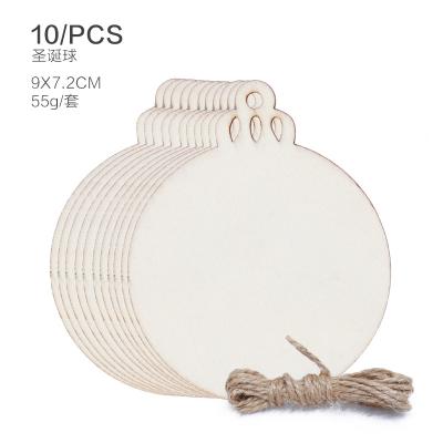 China Christmas Decoration Hanging Part KTV Party Revealing Unfinished Perforated Natural Christmas Round Wooden Discs Wooden Slices DIY Ornaments Hanging Decorations for sale