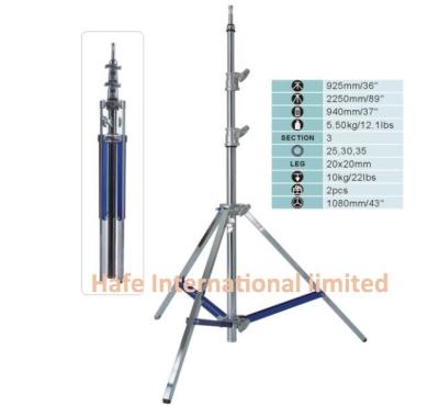 China Suporte ajustável resistente, tripé conduzido telescópico de aço inoxidável da luz do tripé da luz do trabalho à venda