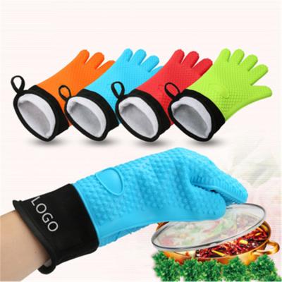 China Factory Wholesale Price Durable BBQ Gloves Heat Resistant Waterproof Kitchen Grilling Silicone Oven Gloves for sale