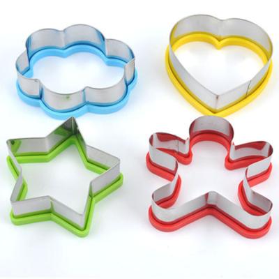 China Viable DIY 4pcs Shapes Biscuit Mold Cookie Cutter Flower Star Heart Gingerbread Man Stainless Steel Cookie Cutter Set for sale