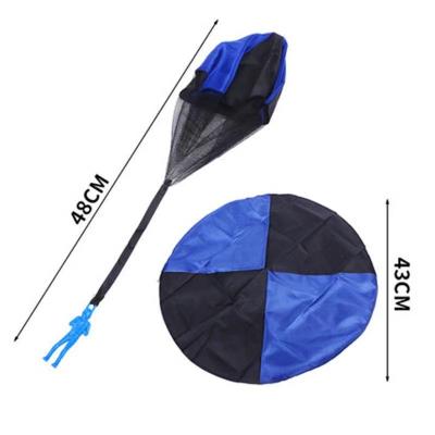 China Outdoor Kids Toys Hand Parachute Launch Children Outdoor Funny Toys Game Play Educational Toys For Kids Pilot Parachute Sport Mini Soldier Toy for sale