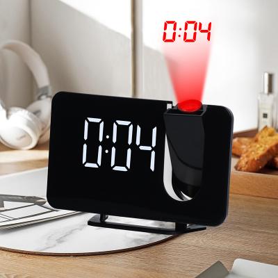 China Hot New Amazon Design Smart Digital Digital Clock Fm Radio Desk & Table Alarm Projection Led Desk Clock for sale