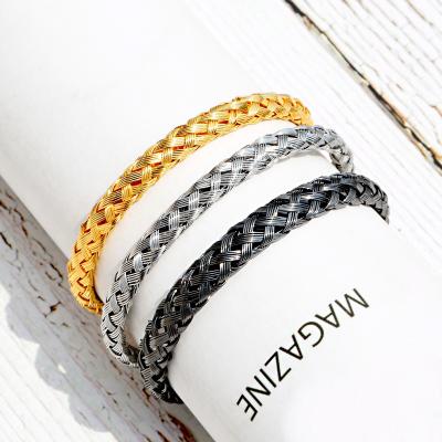 China FASHIONABLE Woven Braided Bracelet and Douvei Stainless Steel Bracelet for Men Titanium Steel Luxury Fashion Stackable Adjustable Jewelry for sale